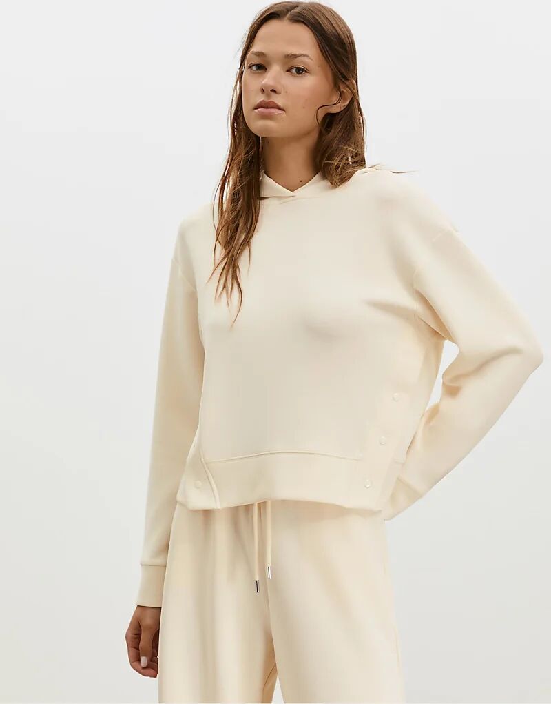 Толстовка Stradivarius Soft-touch с пуговицами цвета ванили
Толстовка Stradivarius Soft-touch с пуговицами цвета ванили