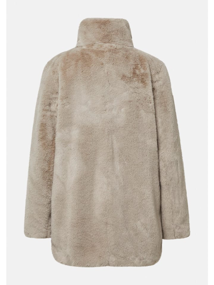 Куртка для активного отдыха в цвете 8431_песчаник comma
Куртка для активного отдыха в цвете 8431_песчаник comma