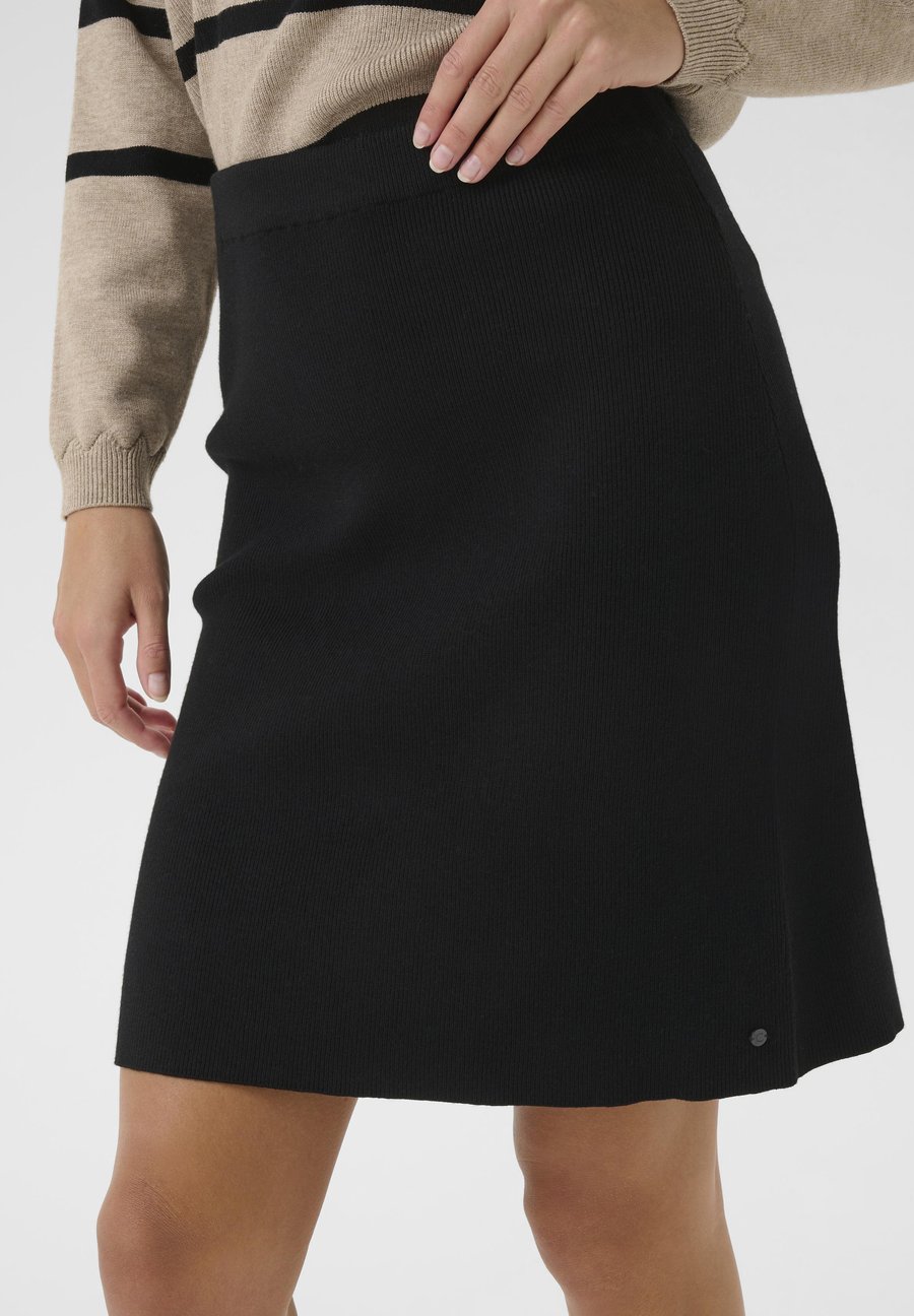 Юбка Cream DELA, Pitch Black/Black
Юбка Cream DELA, Pitch Black/Black