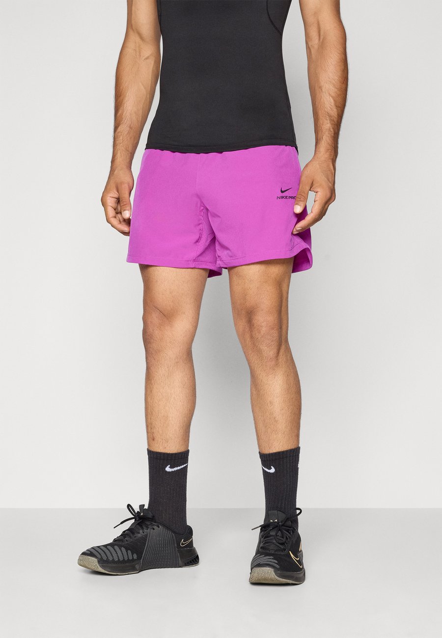 Спортивные шорты Nike Performance SHORT, Vivid Purple/Black/Purple
Спортивные шорты Nike Performance SHORT, Vivid Purple/Black/Purple