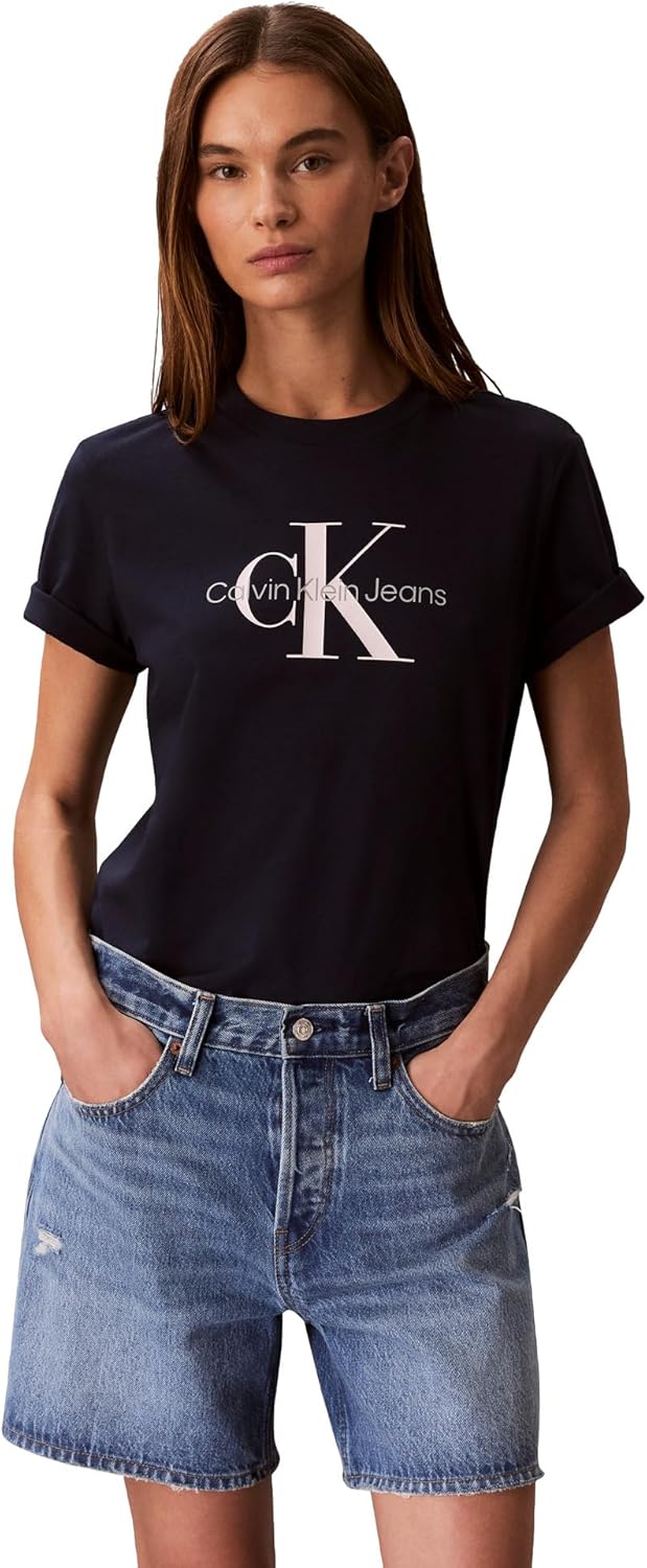 Женская футболка с круглым вырезом и монограммой Calvin Klein, Dark Sapphire
Женская футболка с круглым вырезом и монограммой Calvin Klein, Dark Sapphire