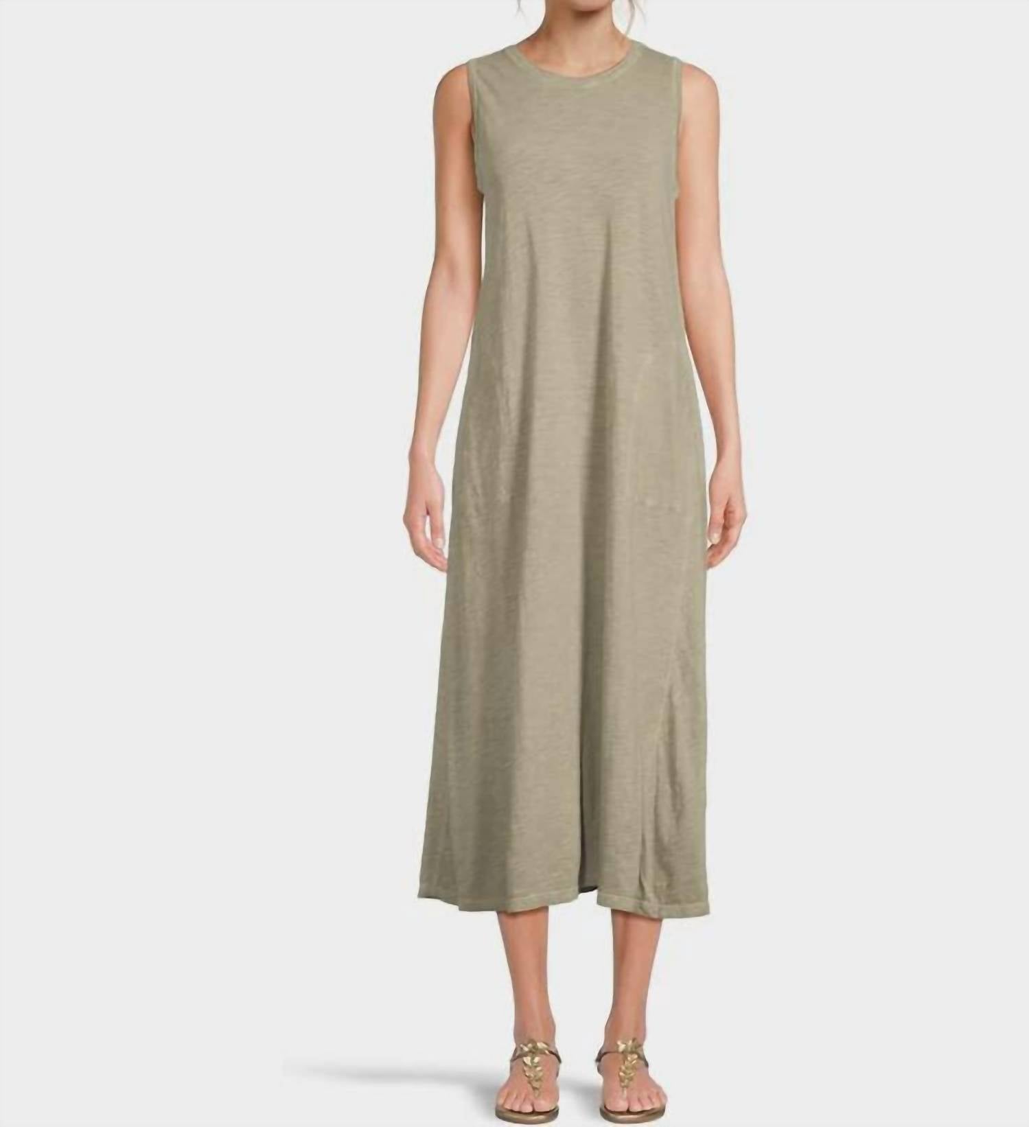 Макси-платье с карманами в оливковом цвете Elliott Lauren
Макси-платье с карманами в оливковом цвете Elliott Lauren