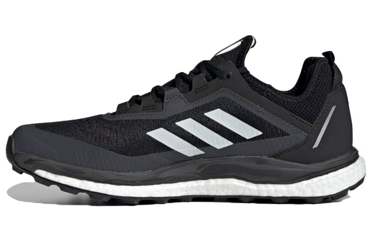 Кроссовки Terrex Agravic для бега мужские с низким верхом черного цвета Adidas
Кроссовки Terrex Agravic для бега мужские с низким верхом черного цвета Adidas