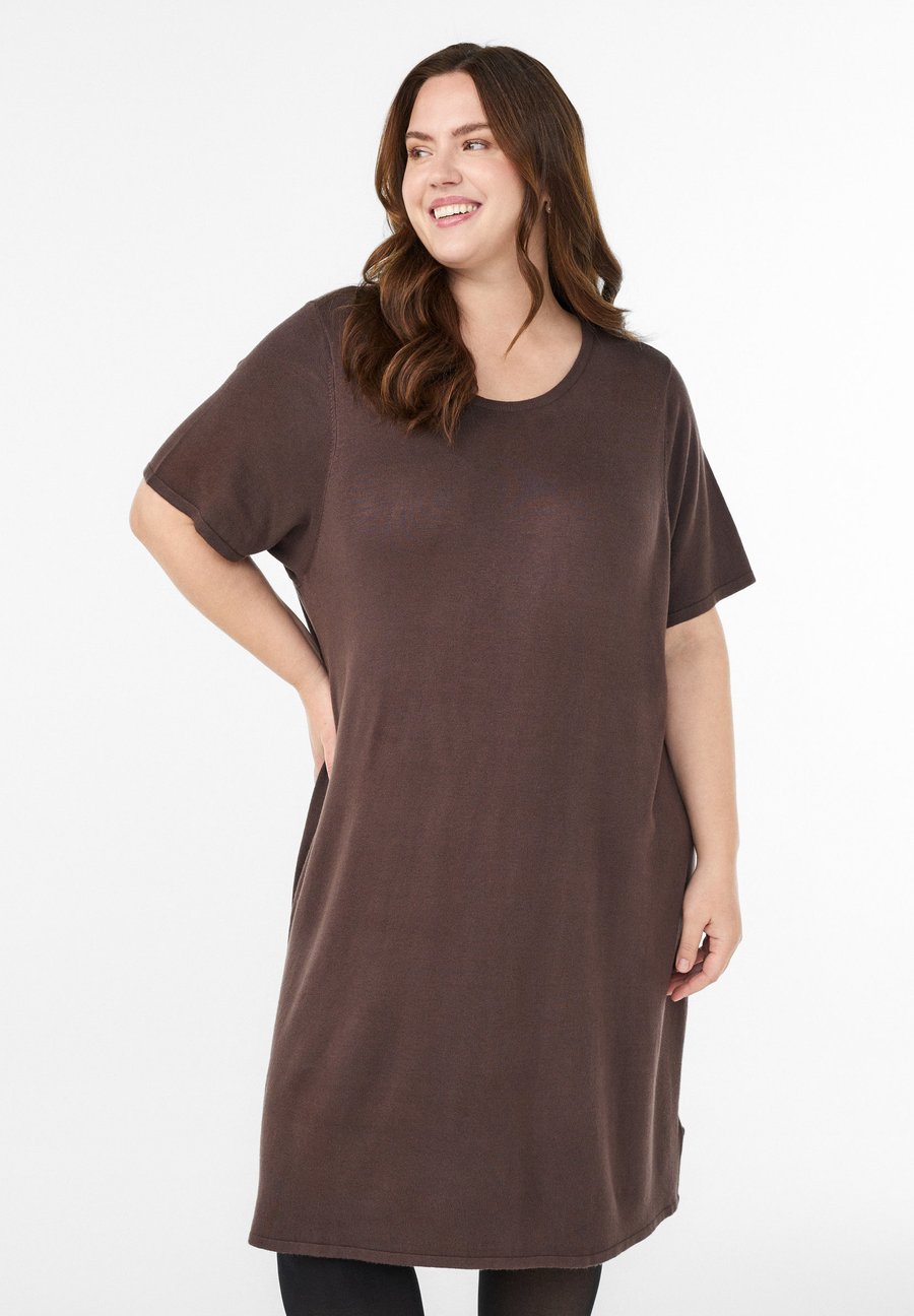 Платье Zizzi MIT KURZEN ÄRMELN, Seal Brown/Dark Brown
Платье Zizzi MIT KURZEN ÄRMELN, Seal Brown/Dark Brown