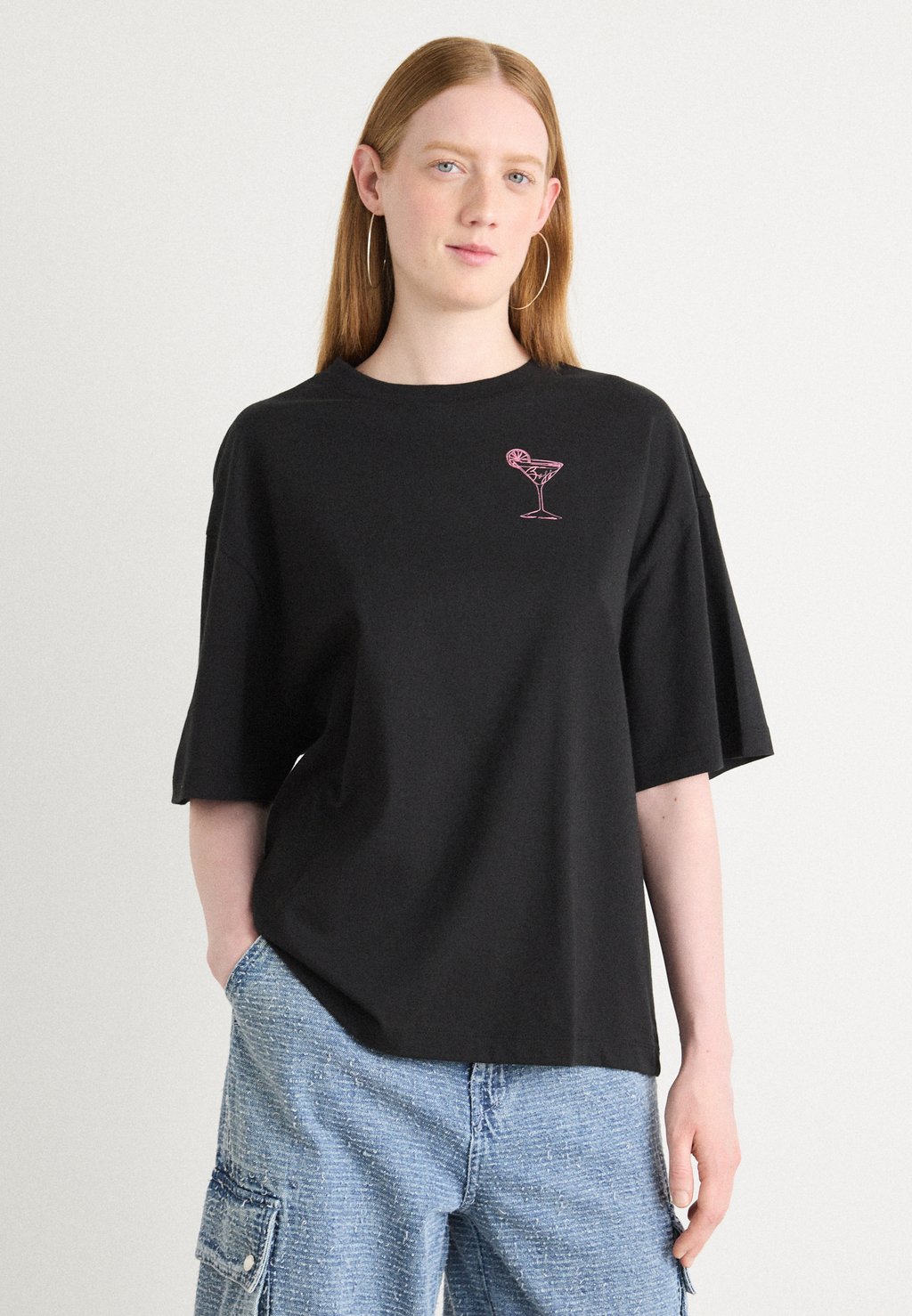 Футболка с принтом BOYFRIEND BOSS, черный
Футболка с принтом BOYFRIEND BOSS, черный