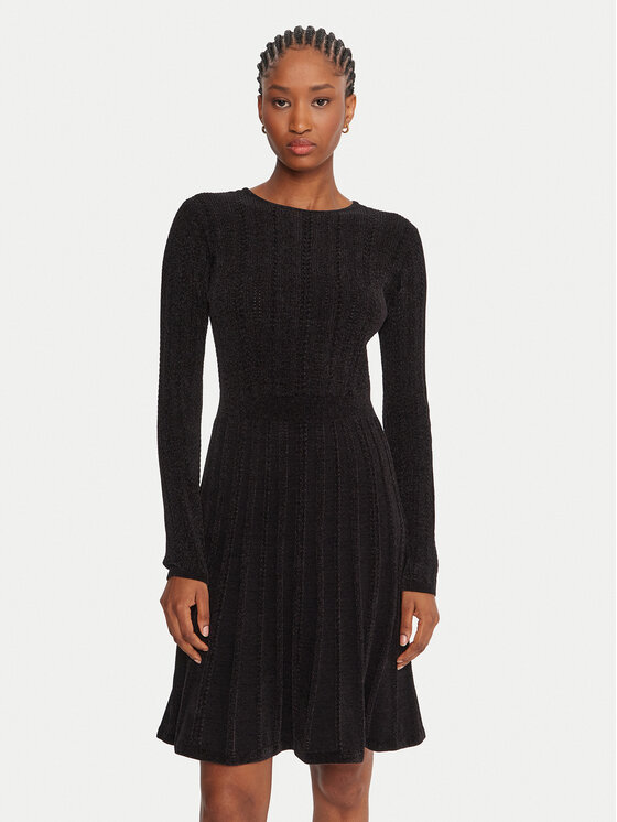 Вязаное платье regular fit W5BK79 Z3902 Guess, черный
Вязаное платье regular fit W5BK79 Z3902 Guess, черный