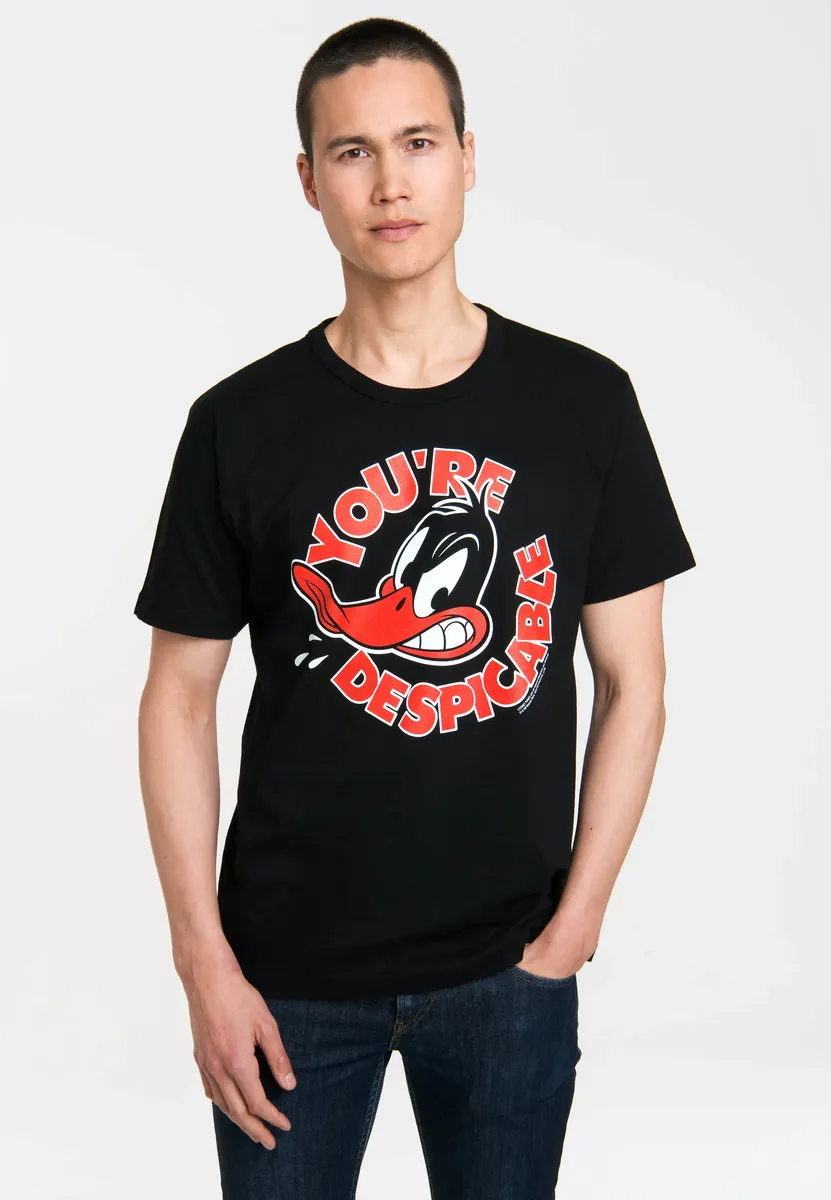 Футболка Logoshirt "Looney Tunes - Даффи Дак" с принтом Даффи Дак спереди, черный 
Футболка Logoshirt "Looney Tunes - Даффи Дак" с принтом Даффи Дак спереди, черный