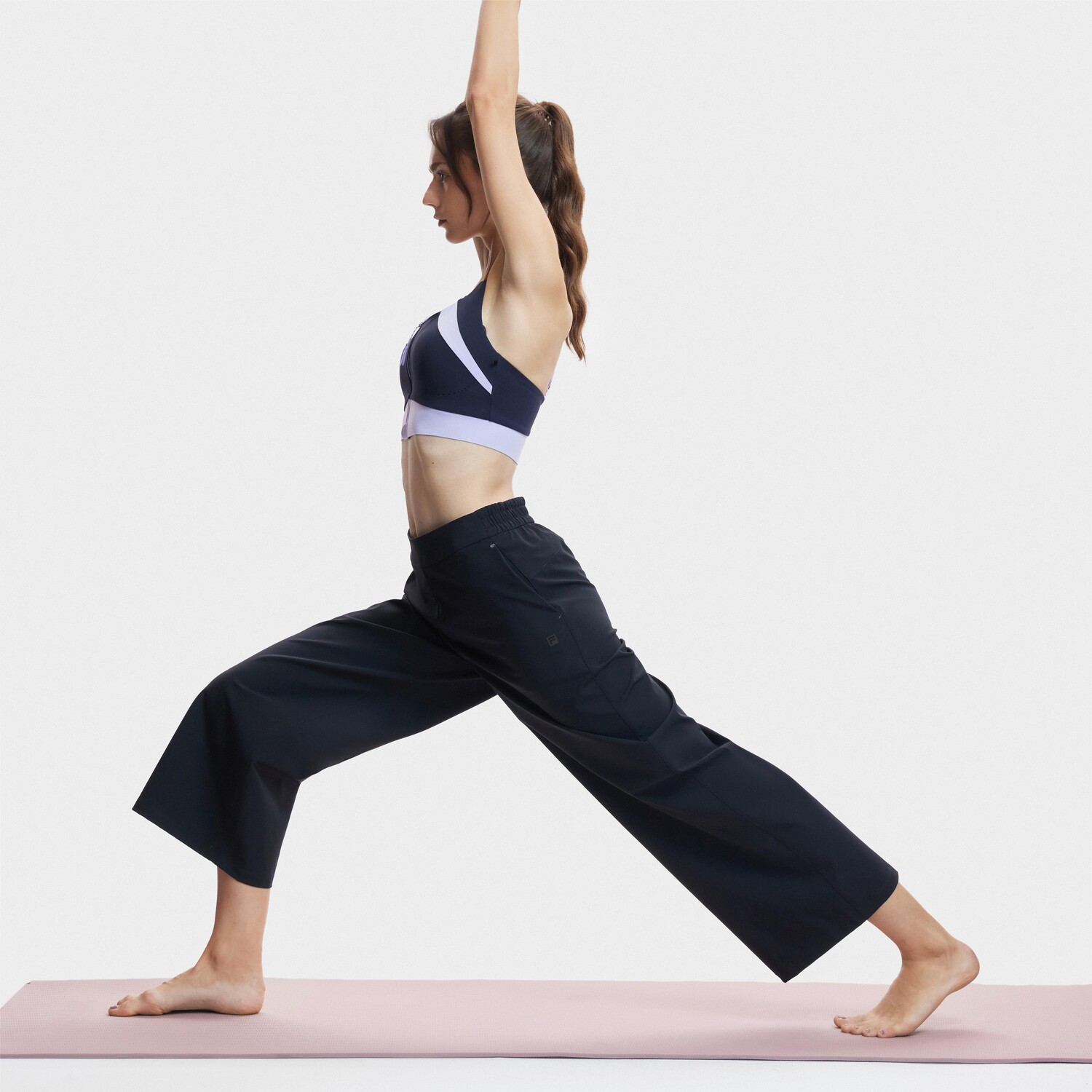 FILA Женские повседневные брюки, цвет Black
FILA Женские повседневные брюки, цвет Black