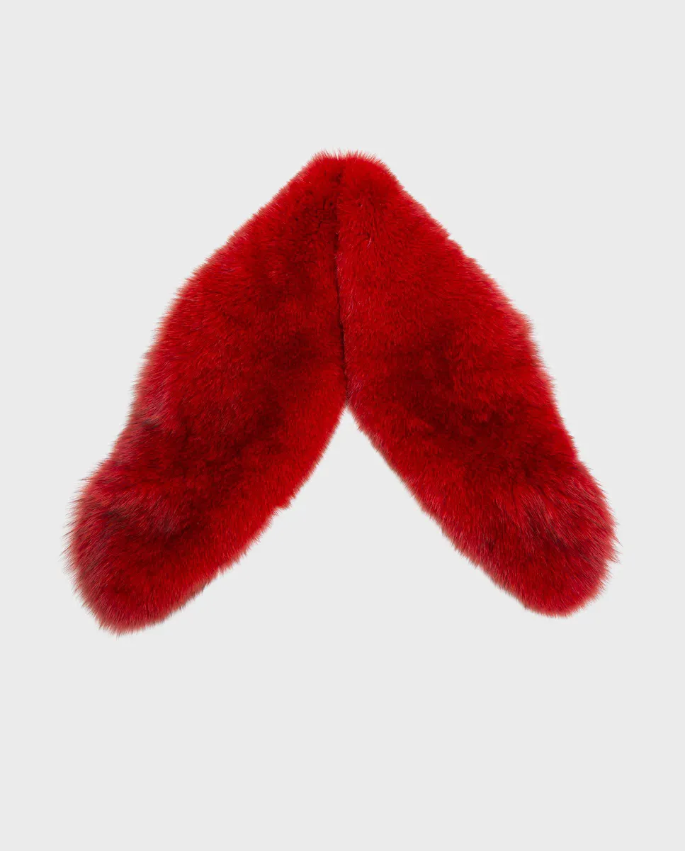 Меховой палантин у рыжей лисы De la Roca, красный
Меховой палантин у рыжей лисы De la Roca, красный