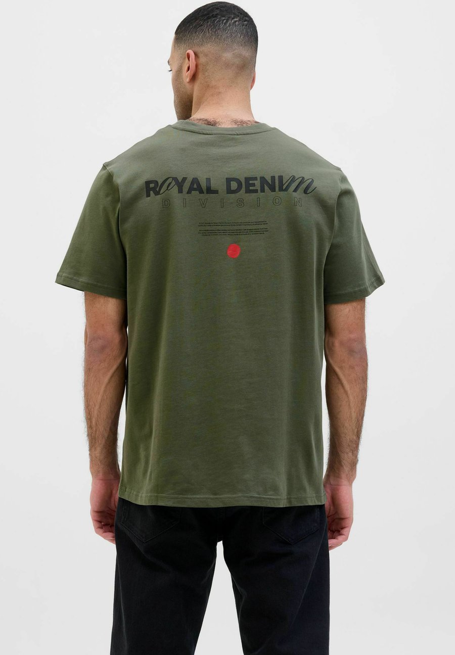 Футболка R.D.D. ROYAL DENIM DIVISION RDD, Beetle/Dark Green, Зеленый, Футболка R.D.D. ROYAL DENIM DIVISION RDD, Beetle/Dark Green
Футболка R.D.D. ROYAL DENIM DIVISION RDD, Beetle/Dark Green, Зеленый, Футболка R.D.D. ROYAL DENIM DIVISION RDD, Beetle/Dark Green