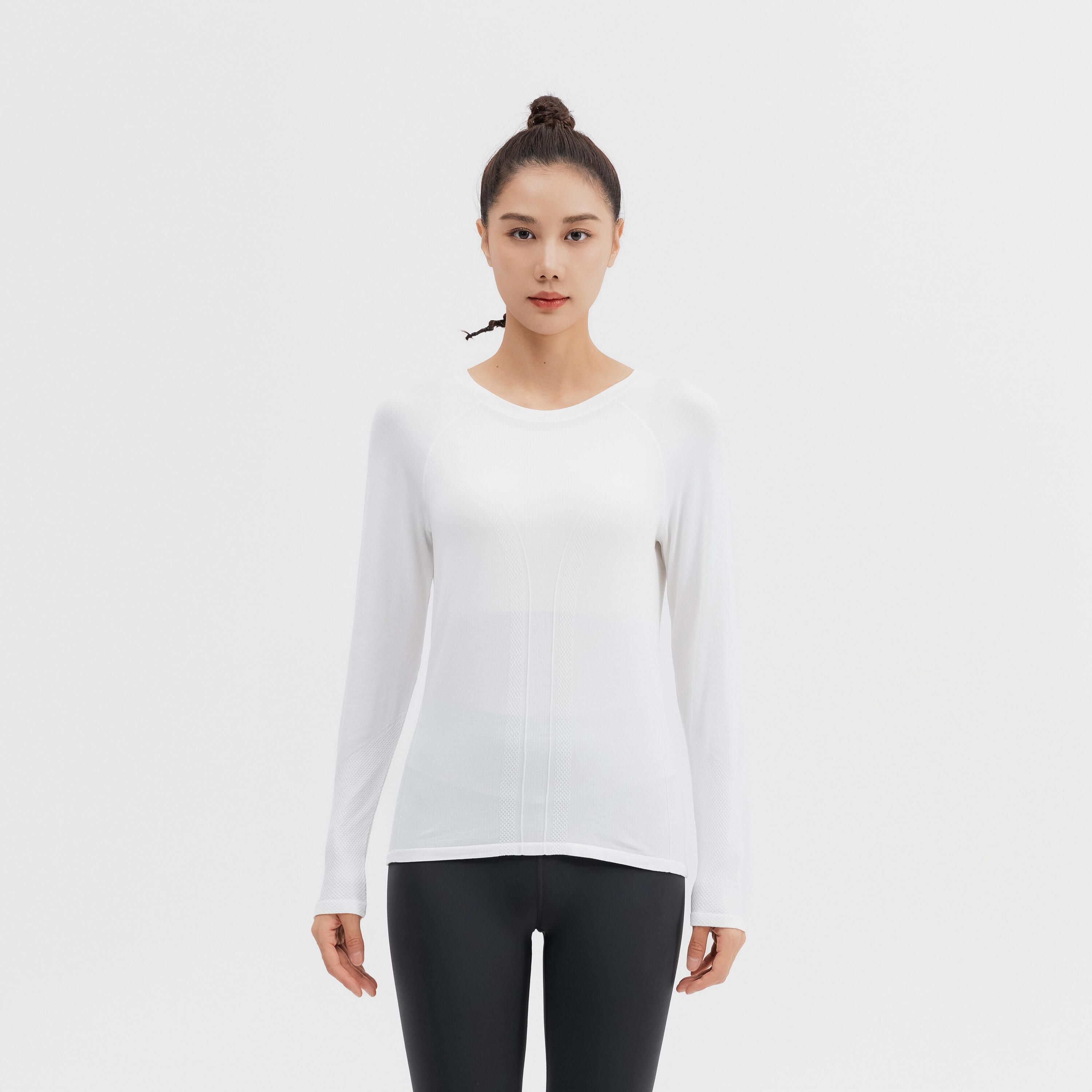 Женская футболка с длинным рукавом для йоги Kimjaly - бесшовная серия - белая
Женская футболка с длинным рукавом для йоги Kimjaly - бесшовная серия - белая