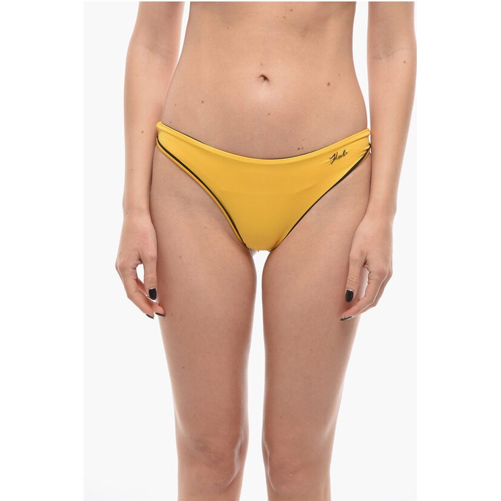 Плавки бикини с контрастной отделкой Karl Lagerfeld, Yellow
Плавки бикини с контрастной отделкой Karl Lagerfeld, Yellow