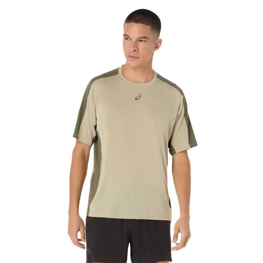Футболка с коротким рукавом спортивная Asics Fujitrail Elite, бежевый
Футболка с коротким рукавом спортивная Asics Fujitrail Elite, бежевый