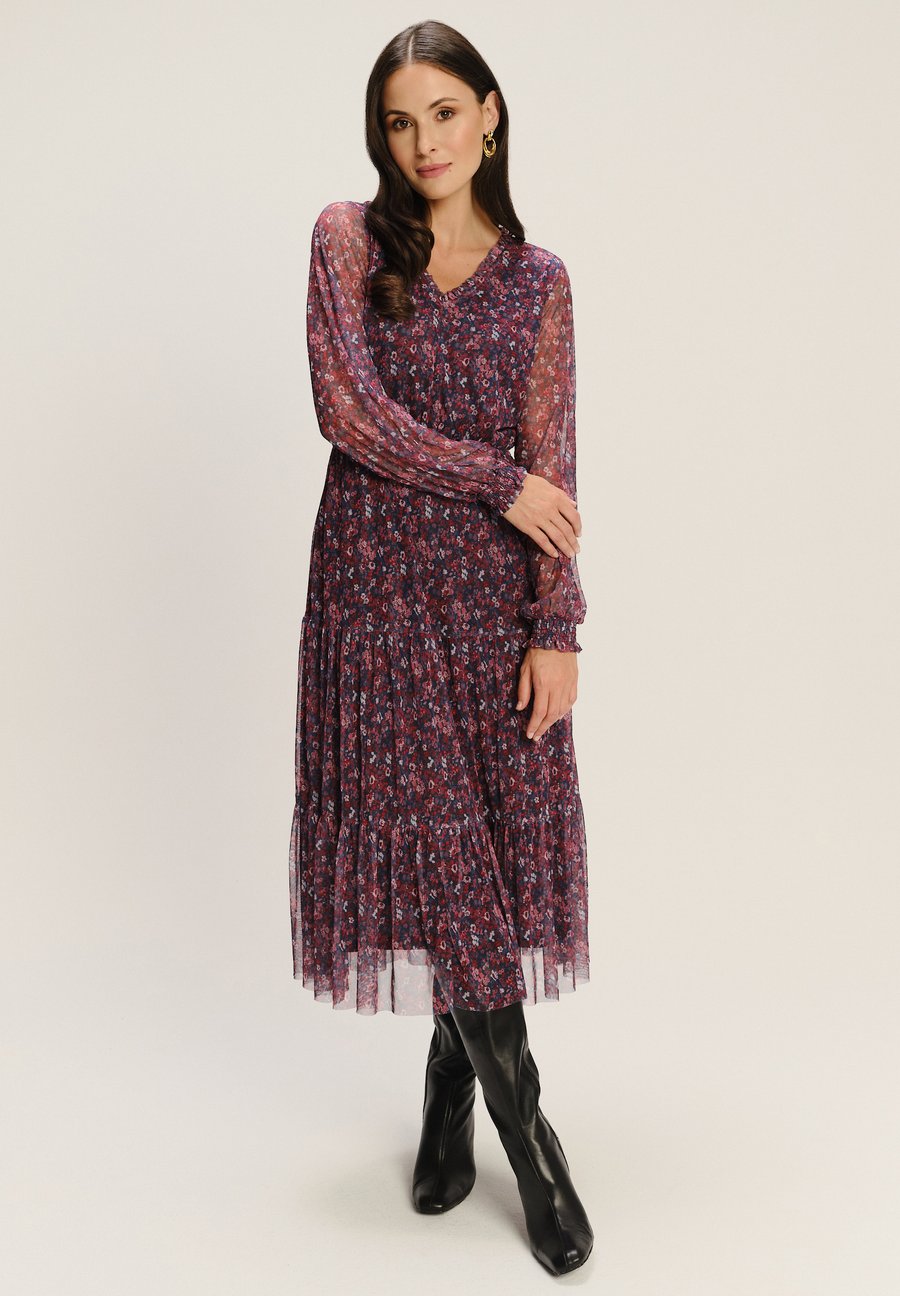 Платье Greenpoint Day dress, Print/Dark Red
Платье Greenpoint Day dress, Print/Dark Red