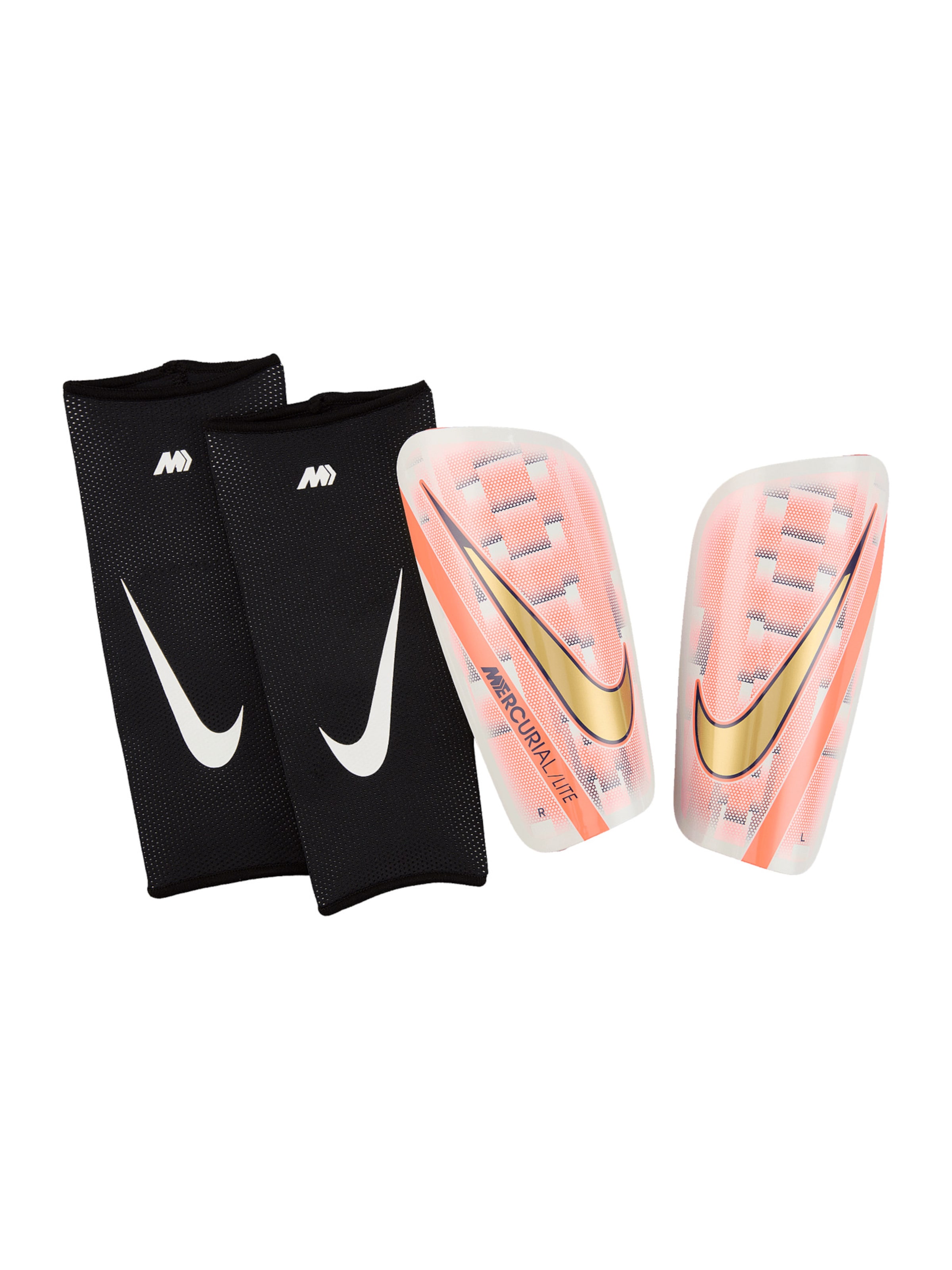 NIKE Аксессуары в белом цвете
NIKE Аксессуары в белом цвете