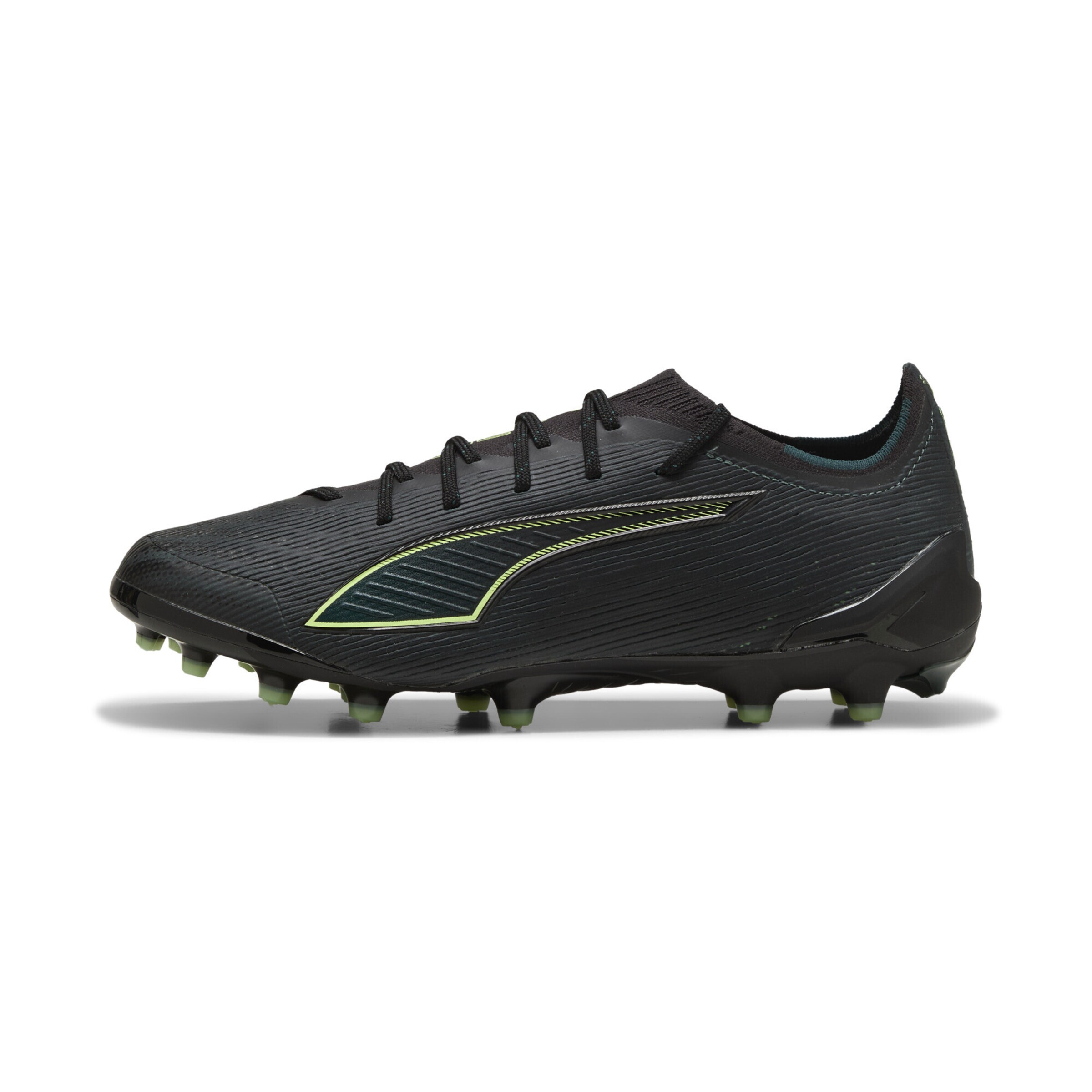 PUMA Футбольные бутсы 'Ultra 6 Ultimate' в черном цвете
PUMA Футбольные бутсы 'Ultra 6 Ultimate' в черном цвете