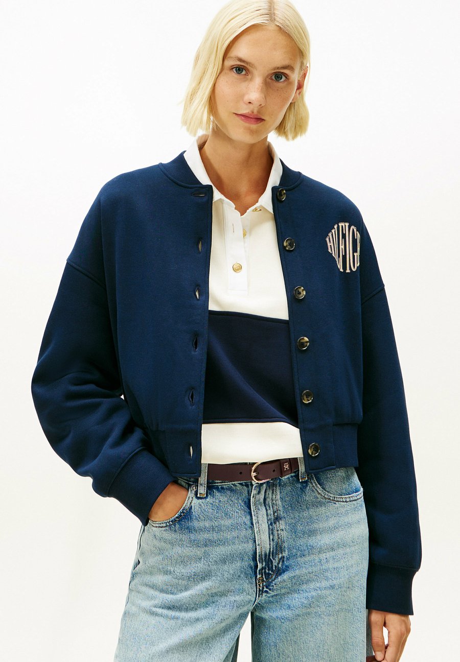 Флисовая куртка Tommy Hilfiger Fleece jacket, Dark Blue
Флисовая куртка Tommy Hilfiger Fleece jacket, Dark Blue