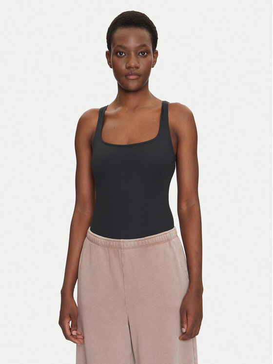 Боди slim fit Penny 5013 Girlfriend Collective, черный
Боди slim fit Penny 5013 Girlfriend Collective, черный