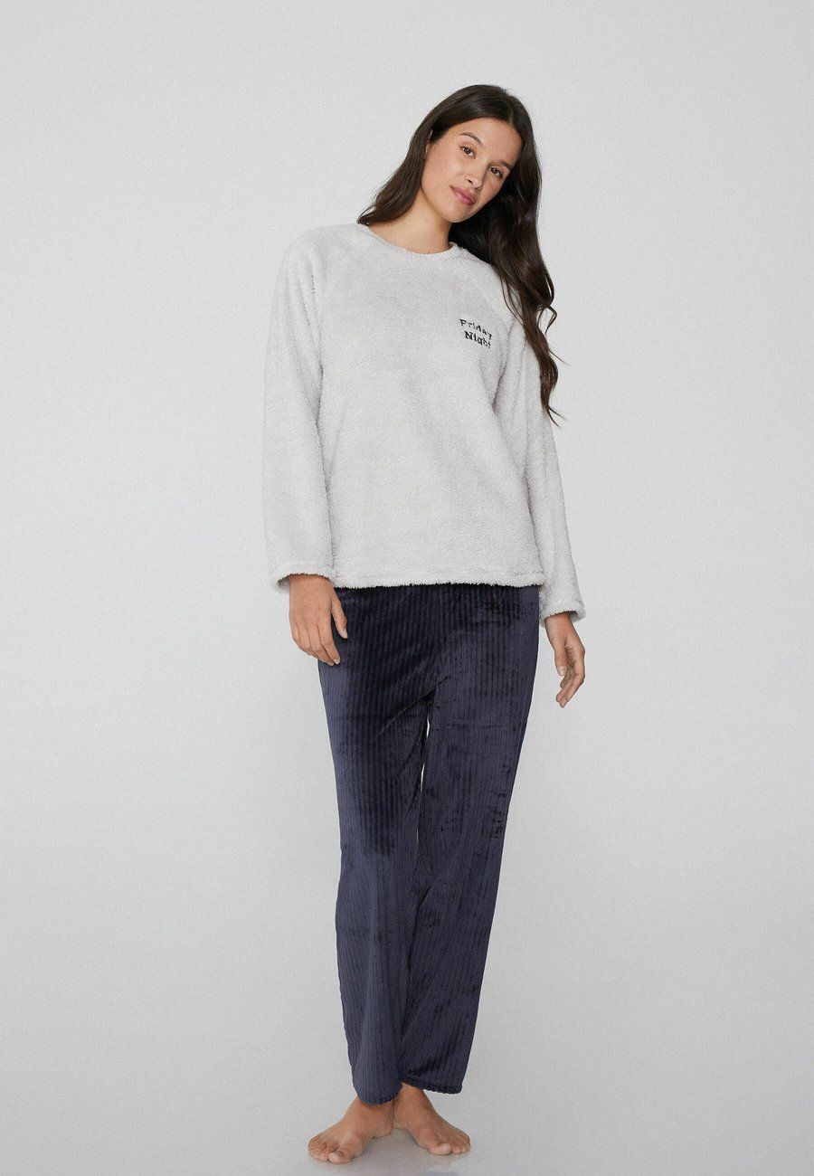 Пижамный комплект Tezenis SET, Grey/Mottled Grey
Пижамный комплект Tezenis SET, Grey/Mottled Grey