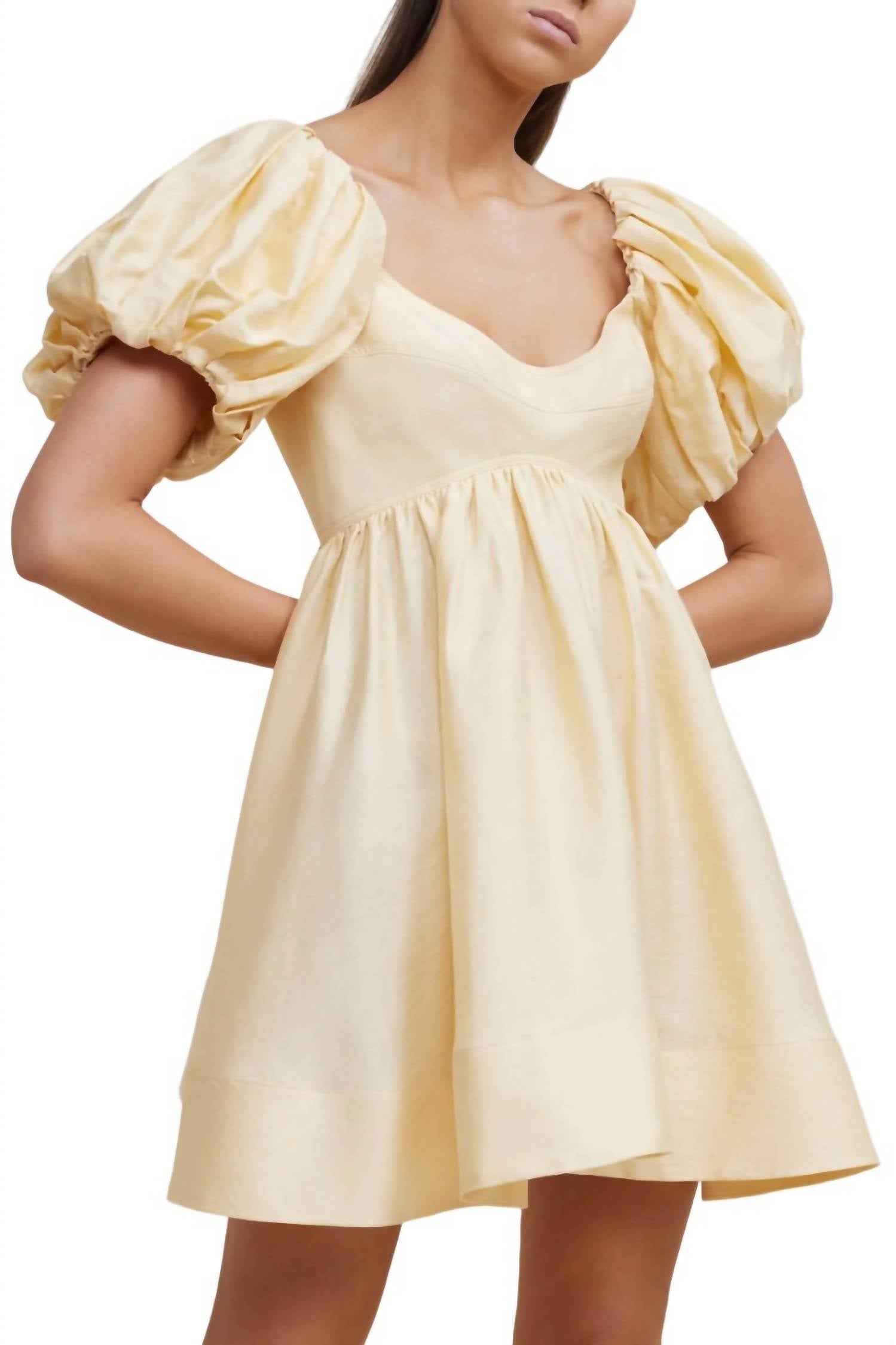 Платье Fairford цвета пахты ACLER, цвет buttermilk
Платье Fairford цвета пахты ACLER, цвет buttermilk