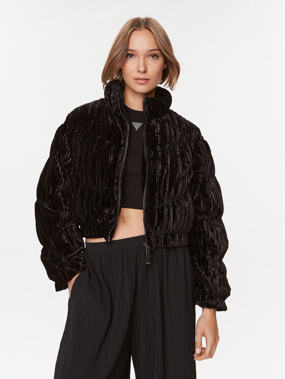 Пуховик свободного кроя Guess, черный
Пуховик свободного кроя Guess, черный