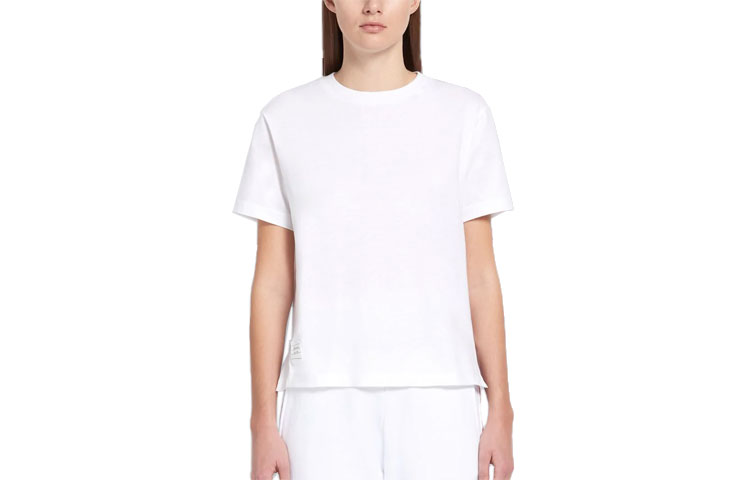 Футболка с логотипом на заплатке THOM BROWNE, белый
Футболка с логотипом на заплатке THOM BROWNE, белый