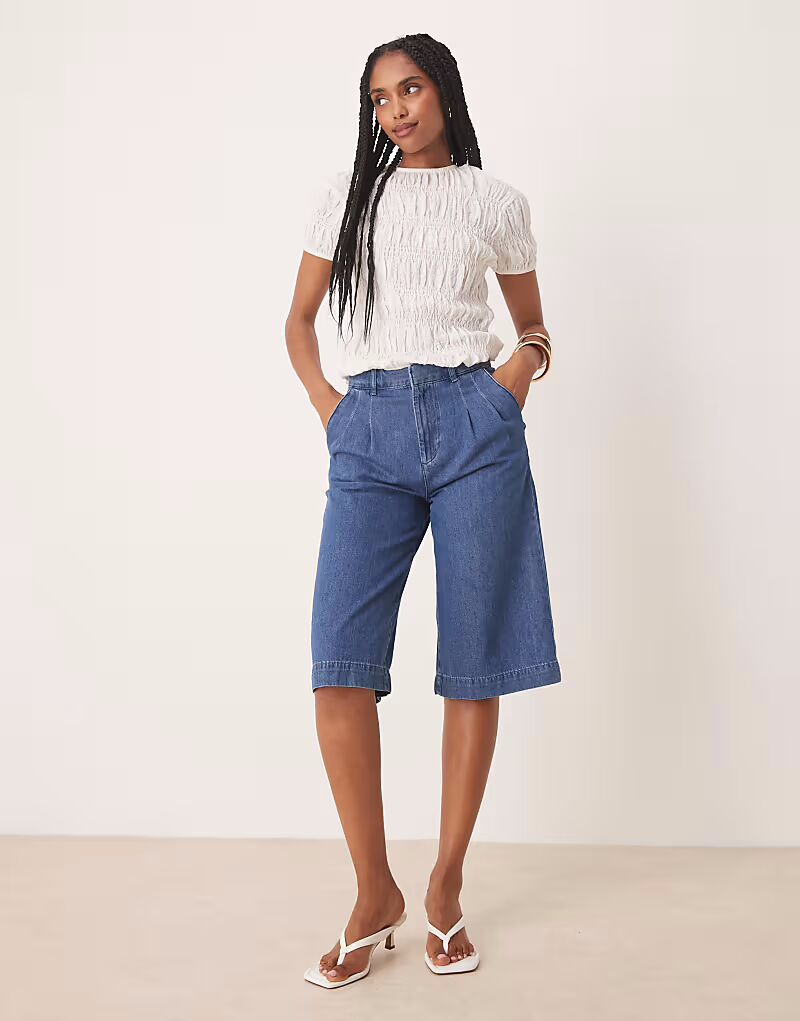 Джинсовые шорты-бермуды Nobody's Child синего цвета
Джинсовые шорты-бермуды Nobody's Child синего цвета