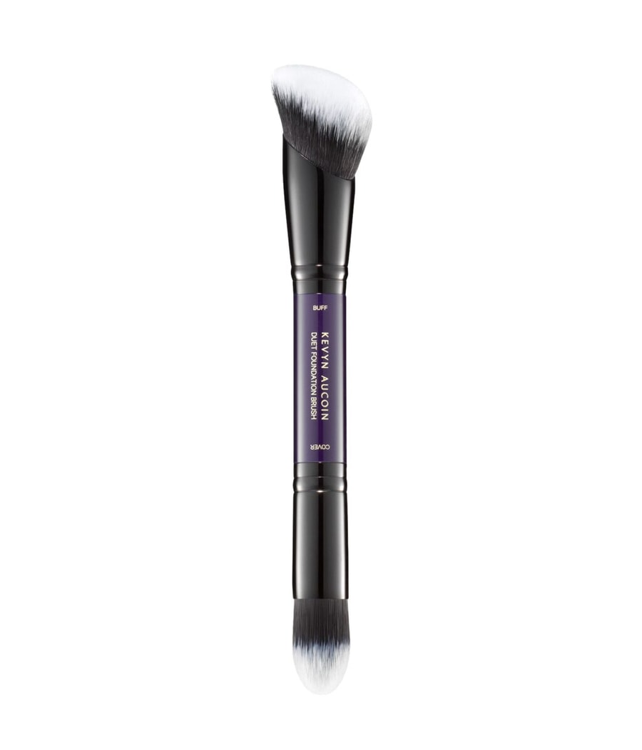 Кисть для нанесения тонального крема Kevyn Aucoin The Duet Foundation Brush, 1 шт.
Кисть для нанесения тонального крема Kevyn Aucoin The Duet Foundation Brush, 1 шт.