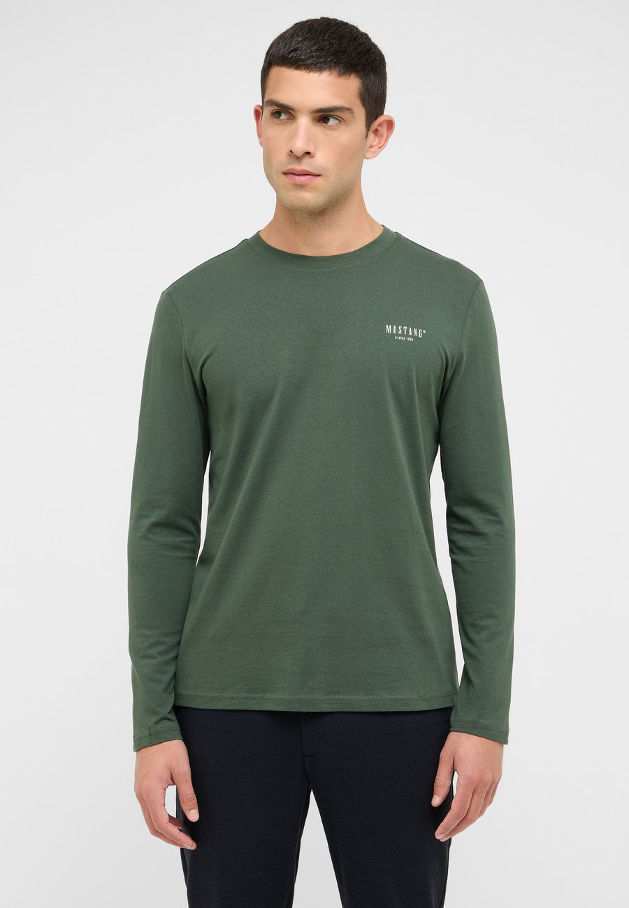 Топ Mustang STYLE ASHEVILLE, Grün/Green
Топ Mustang STYLE ASHEVILLE, Grün/Green