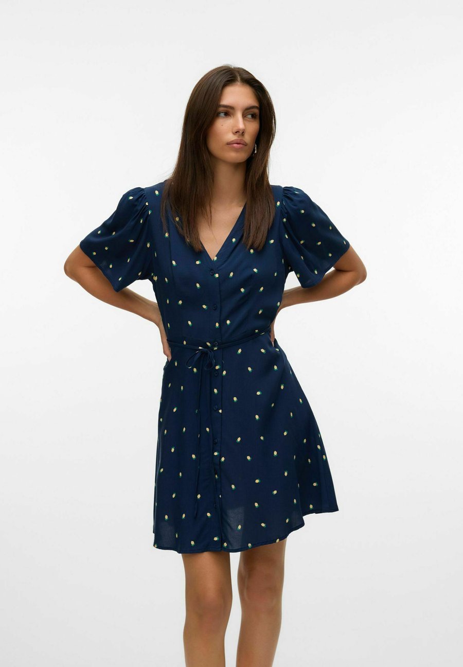 Платье Vero Moda VMALBA SHORT DRESS, Navy Blazer/Dark Blue
Платье Vero Moda VMALBA SHORT DRESS, Navy Blazer/Dark Blue