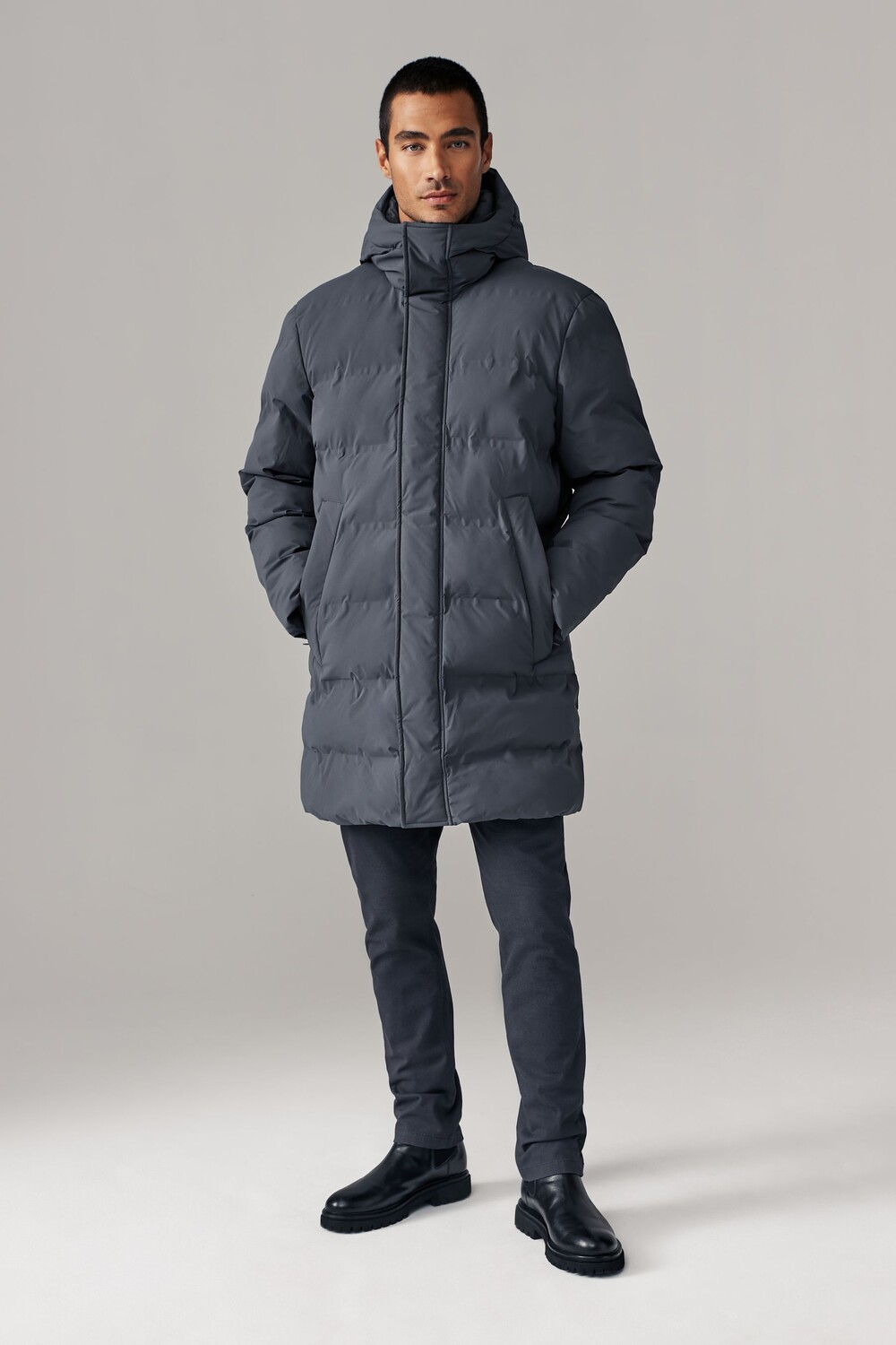 Водонепроницаемый термосварной пуховик с капюшоном Next, синий
Водонепроницаемый термосварной пуховик с капюшоном Next, синий