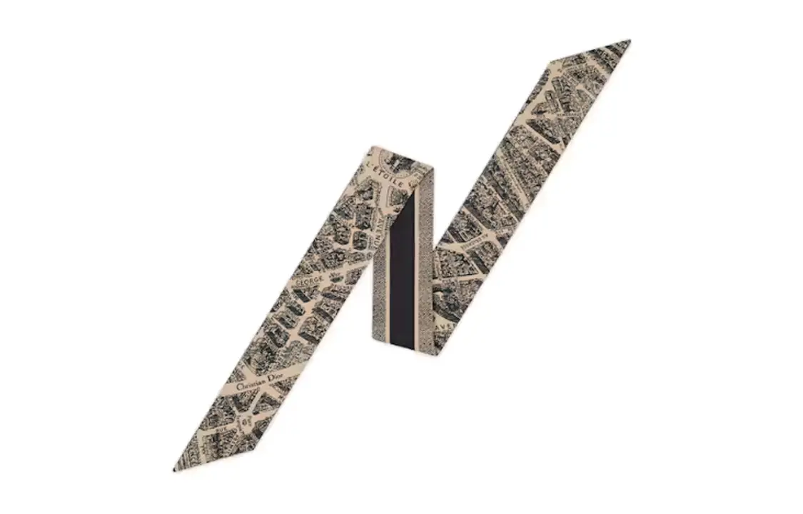 Шёлковый шарф женский бежевый DIOR 
Шёлковый шарф женский бежевый DIOR