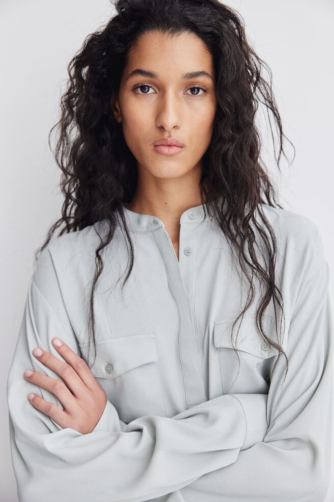 Блузка с воротником-стойкой H&M, зеленый
Блузка с воротником-стойкой H&M, зеленый