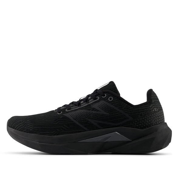 Кроссовки fuelcell propel v5 New Balance, черный
Кроссовки fuelcell propel v5 New Balance, черный