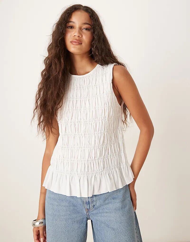 Топ без рукавов Vila со сборками, белый цвет
Топ без рукавов Vila со сборками, белый цвет