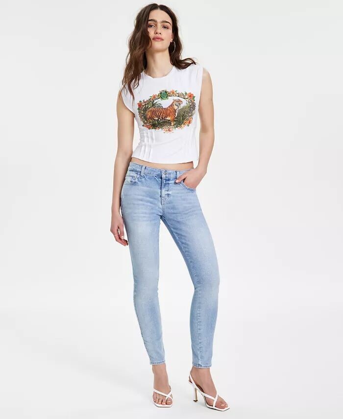 Женская корсетная футболка без рукавов с тигровым рисунком и сексуальные джинсы скинни со средней посадкой GUESS, белый
Женская корсетная футболка без рукавов с тигровым рисунком и сексуальные джинсы скинни со средней посадкой GUESS, белый