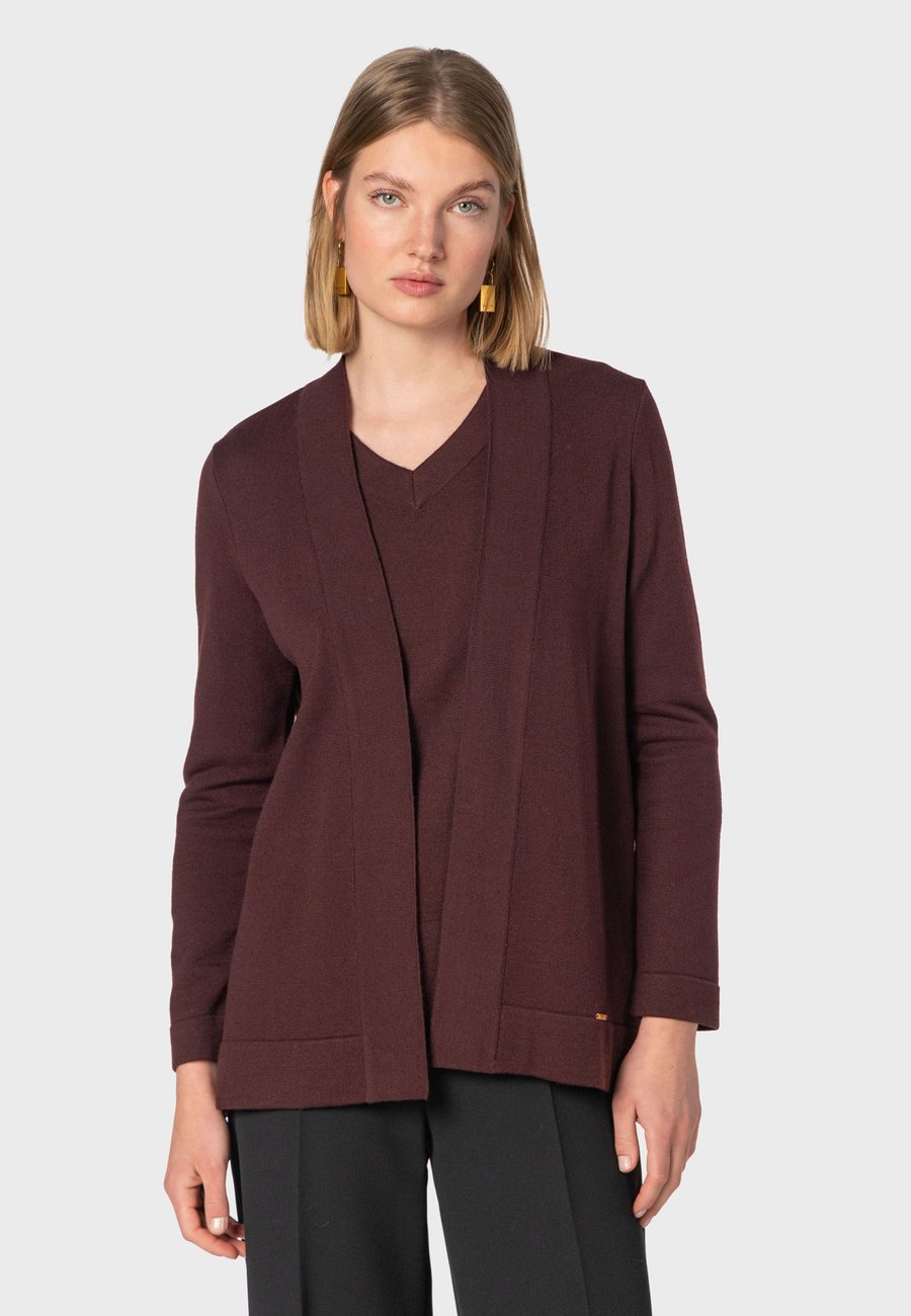 Кардиган NAULOVER Cardigan, Grenadine/Grey
Кардиган NAULOVER Cardigan, Grenadine/Grey