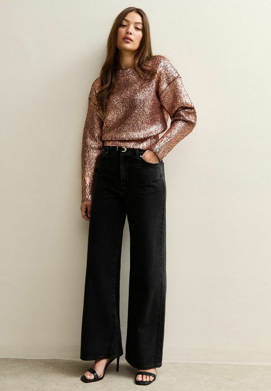 Джемпер New Look Jumper, Bronze
Джемпер New Look Jumper, Bronze