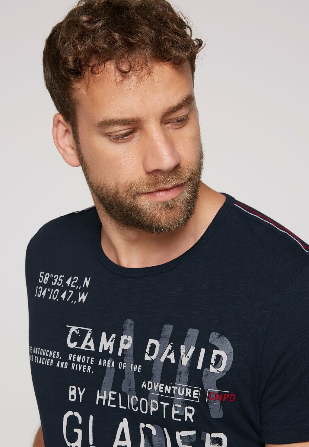 Футболка с принтом IM USED LOOK Camp David, темно-синий
Футболка с принтом IM USED LOOK Camp David, темно-синий