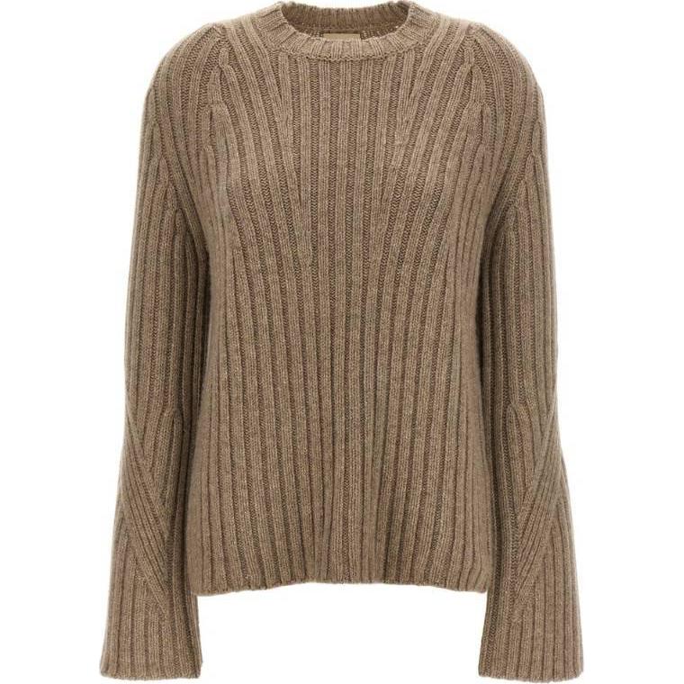 Вязаный свитер с круглым вырезом KHAITE, Бежевый
Вязаный свитер с круглым вырезом KHAITE, Бежевый