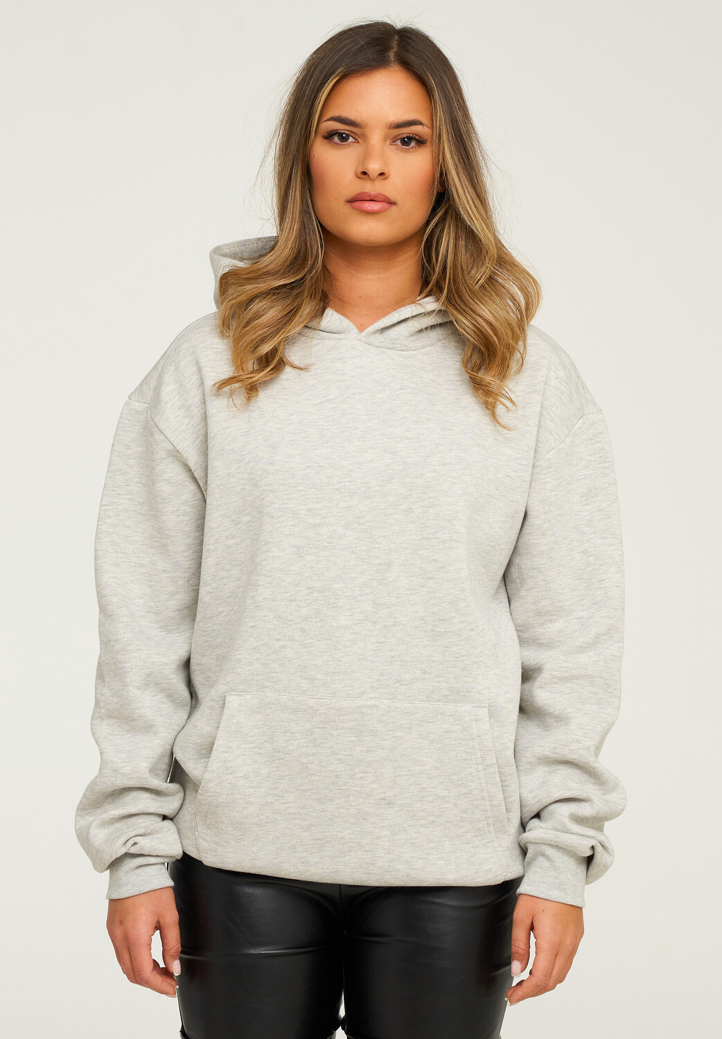 Толстовка behype Kapuzenpullover BHPERTH Basic Oversize Einfarbig, серый меланж 
Толстовка behype Kapuzenpullover BHPERTH Basic Oversize Einfarbig, серый меланж