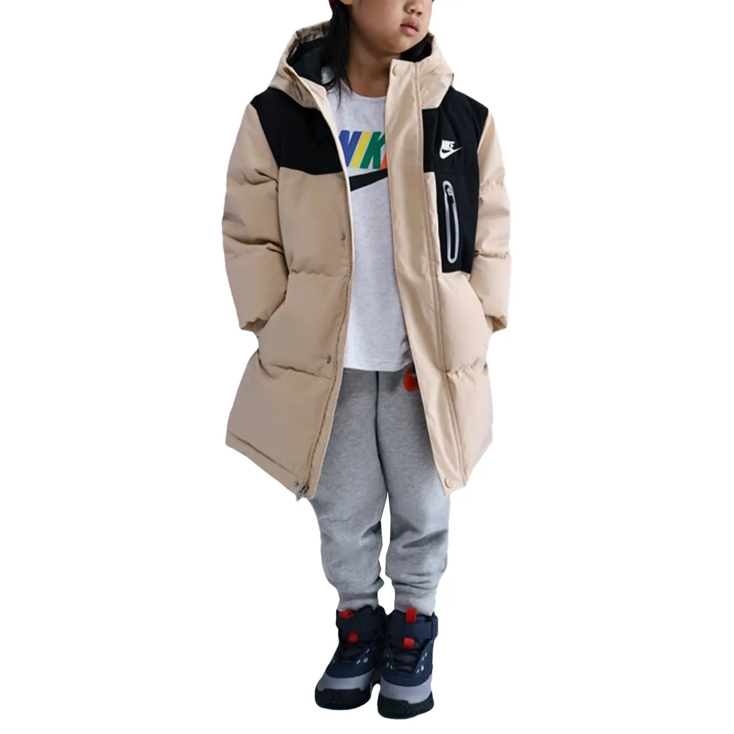 Детская пуховая куртка Nike, белый
Детская пуховая куртка Nike, белый