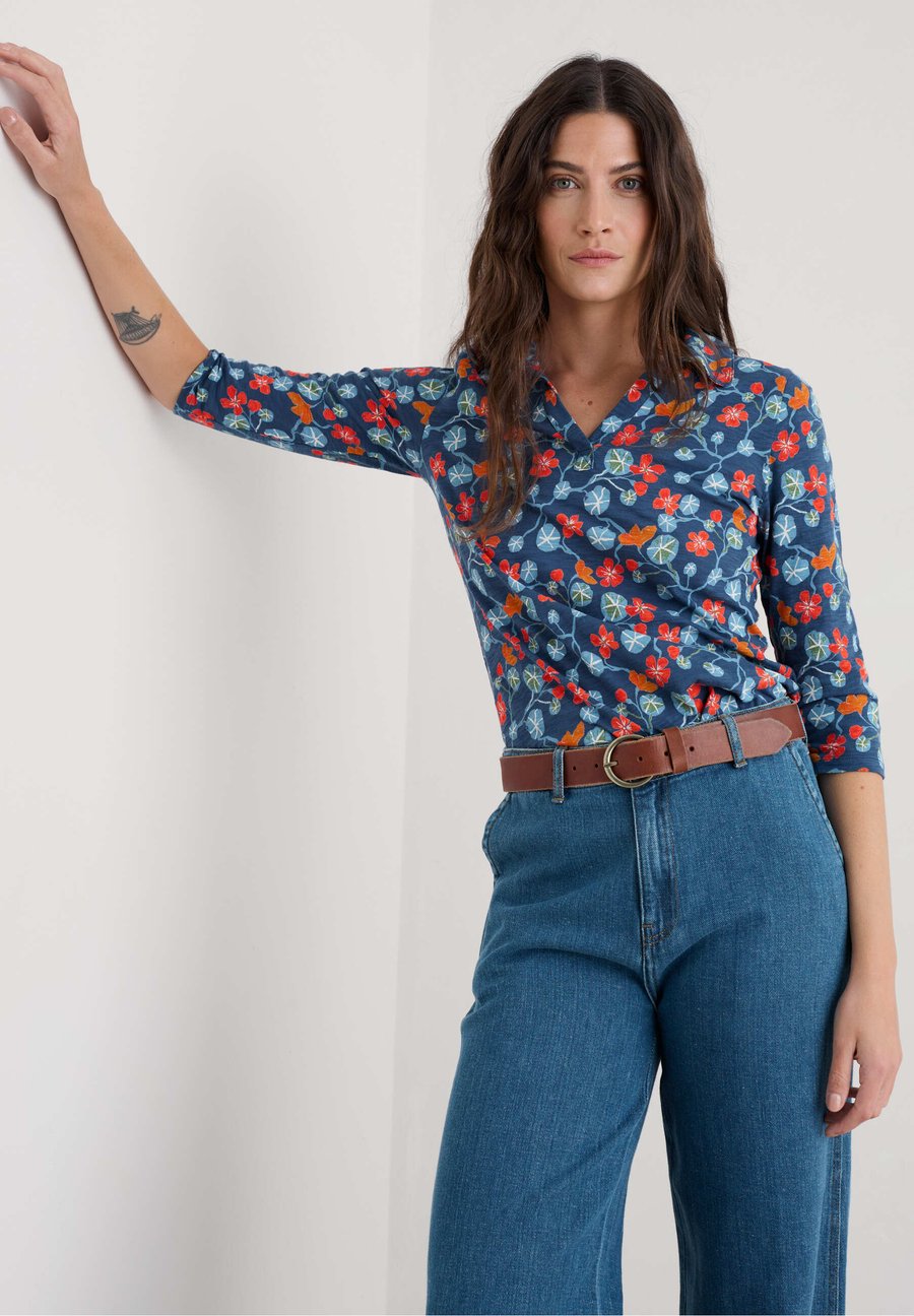 Топ Seasalt Cornwall WAVECREST, Blue - Winding Nasturtiums Squall/Blue
Топ Seasalt Cornwall WAVECREST, Blue - Winding Nasturtiums Squall/Blue