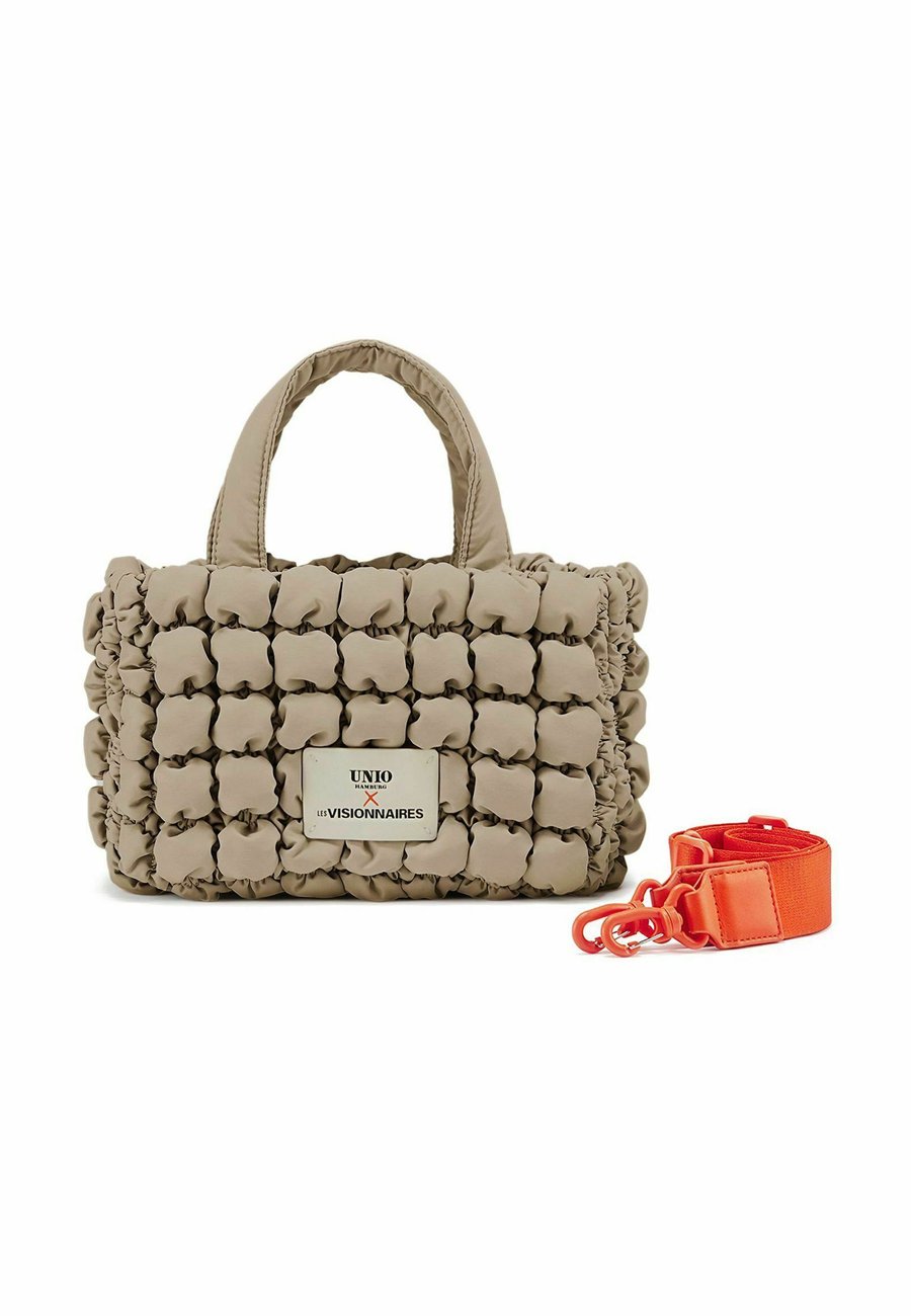 Сумка Les Visionnaires Handbag, Toast/Sand
Сумка Les Visionnaires Handbag, Toast/Sand