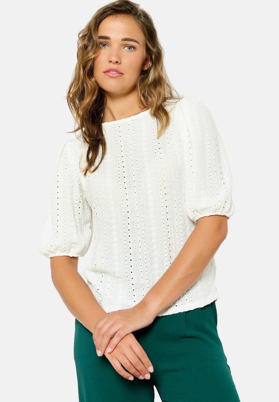 Блуза LolaLiza WITH BRODERIE, Optical White/White
Блуза LolaLiza WITH BRODERIE, Optical White/White