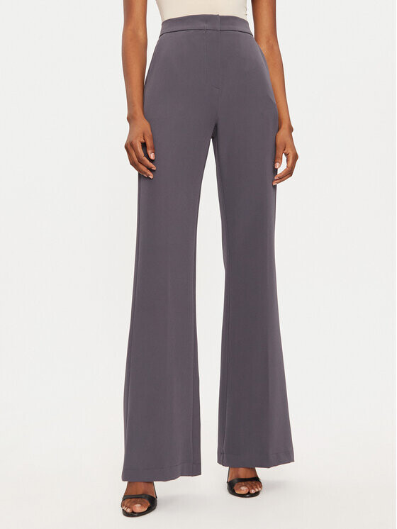 Тканевые брюки стандартного кроя Maryley, серый
Тканевые брюки стандартного кроя Maryley, серый