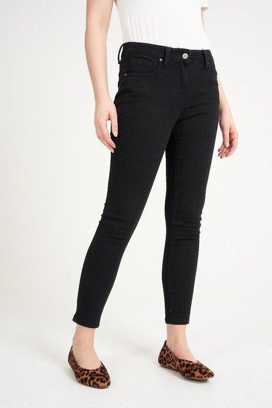 Джинсы Comfort из мягкого эластичного денима скинни Saloos, черный
Джинсы Comfort из мягкого эластичного денима скинни Saloos, черный