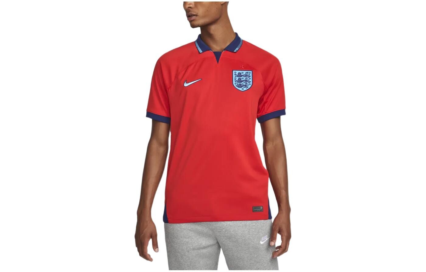 Мужское футбольное джерси Nike, цвет Red
Мужское футбольное джерси Nike, цвет Red