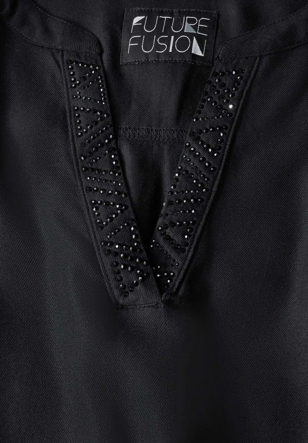 Блуза MIT DETAILS Cecil, черный
Блуза MIT DETAILS Cecil, черный