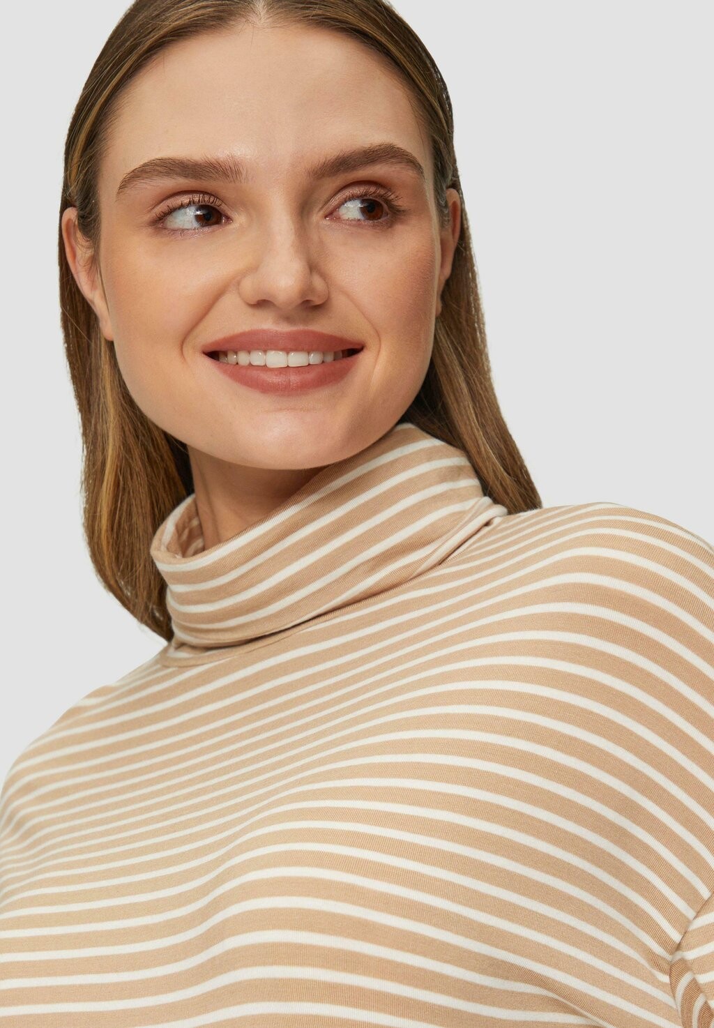 Топ с длинными рукавами LANGARM s.Oliver, бежевый
Топ с длинными рукавами LANGARM s.Oliver, бежевый